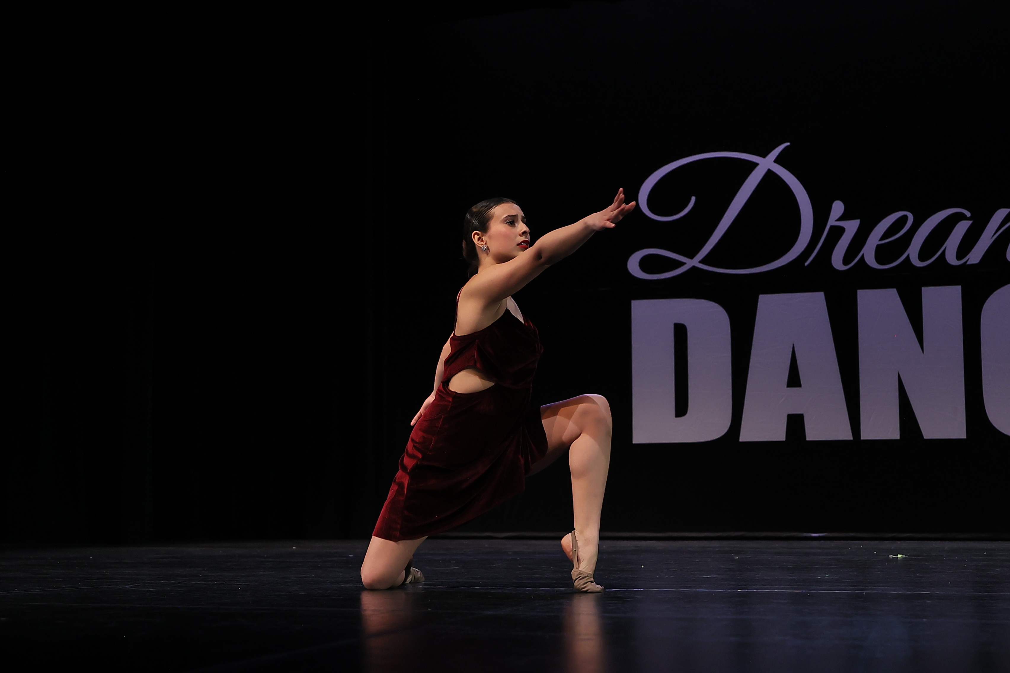 Valentina Yepes performance photo 4